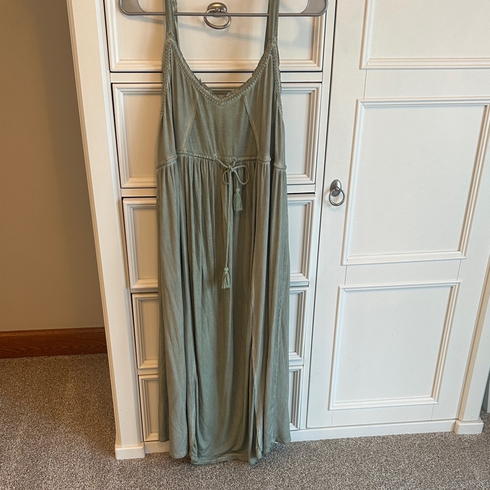 POL Sage Green Maxi Dress